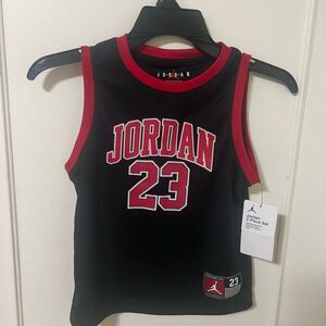 NWT Jordan Jersey & Shorts 2PC size 6-7years